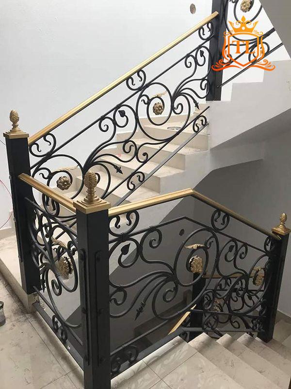 Mẫu cầu thang sắt nghệ thuật, sắt mỹ thuật đẹp