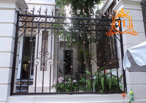 Hàng rào sắt nghệ thuật sắt mỹ thuật đẹp