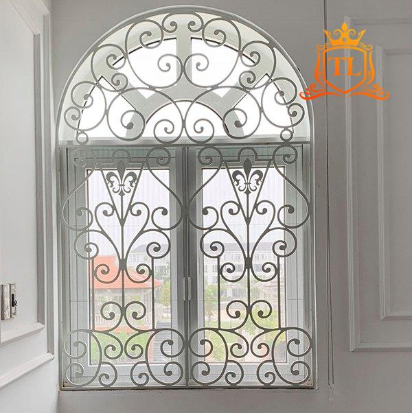 Mẫu hoa cửa sổ sắt nghệ thuật đẹp