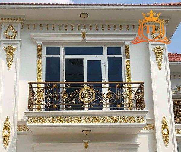 Mẫu lan can ban công sắt nghệ thuật, sắt mỹ thuật đẹp