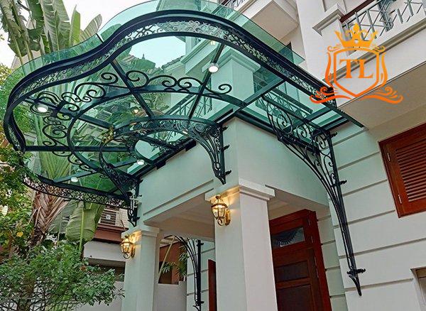 Mẫu mái hiên kính sắt nghệ thuật đẹp