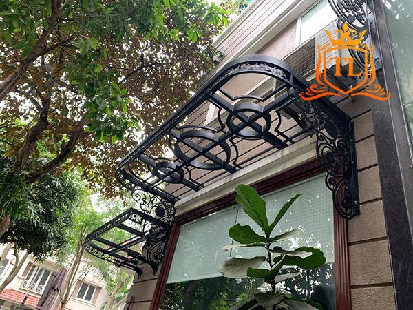 Mẫu mái hiên, mái che kính sắt nghệ thuật đẹp