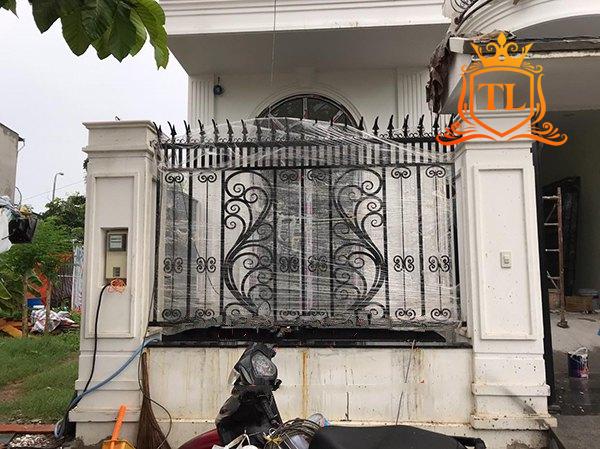 Mẫu hàng rào sắt nghệ thuật đẹp
